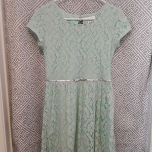 Lot of 5 Girls dress size 14-16